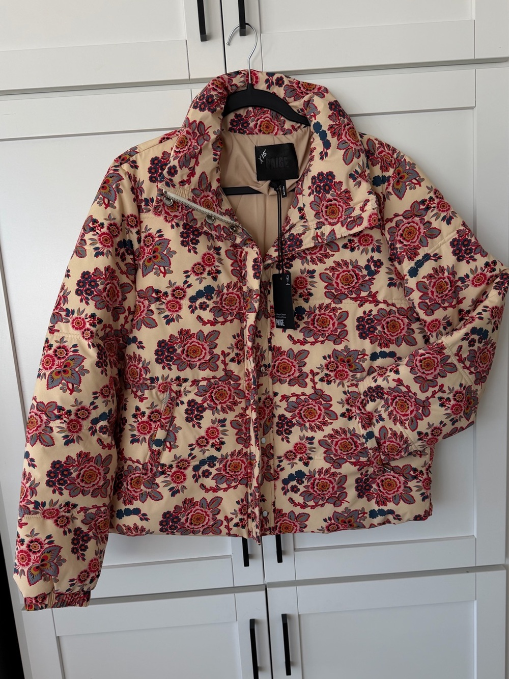 NWT PAIGE Alpine Puffer Jacket Ecru Multi Floral